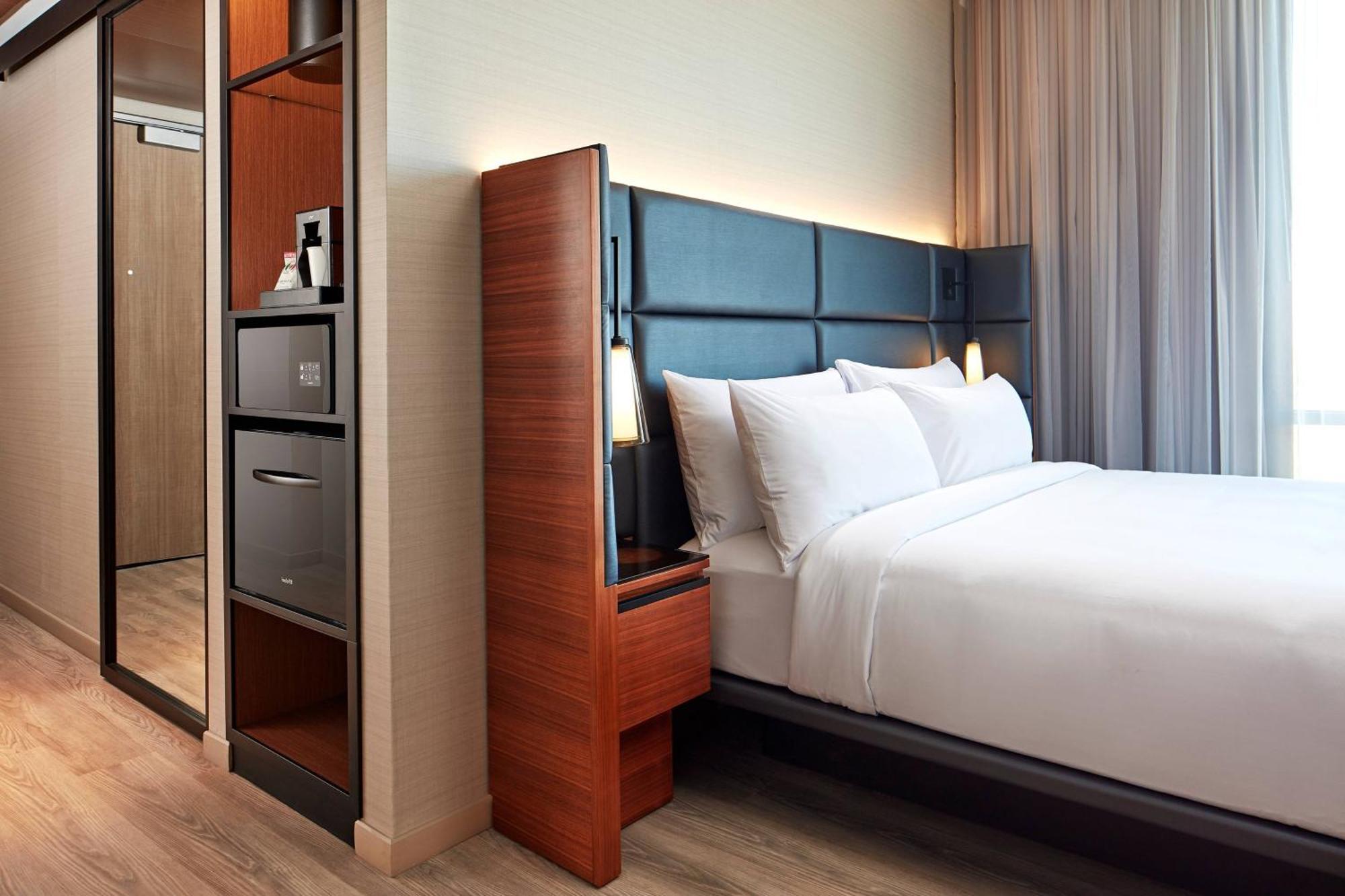 Hotel Ac By Marriott San Jose